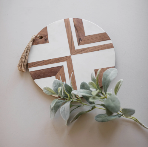 Clement Round Charcuterie Board