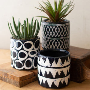 
            
                Load image into Gallery viewer, Set of Three Navy Ceramic Pattern Planters
            
        